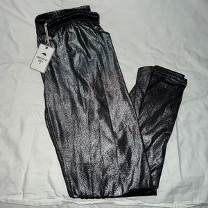 Girls Holiday Silver Shimmer Leggings 💗